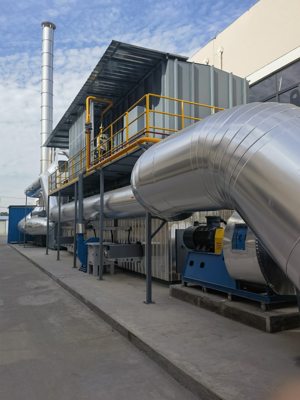 康帝雅涂布废气：5万风量RTO废气治理+预热回收